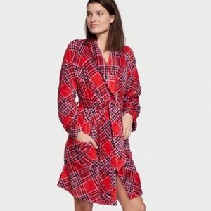 NWOT Victoria’s Secret Red Plaid Kimono Style Robe Soft Fleece Plush V Day